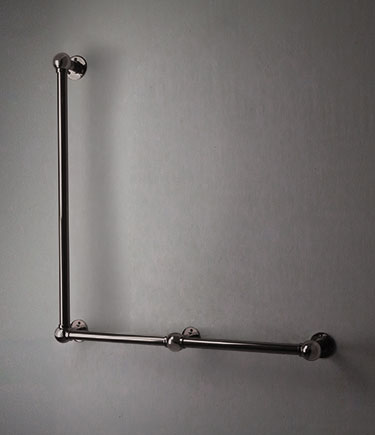 Barre d'appui en forme de L en bronze articulée à rotule (153LBZ)
