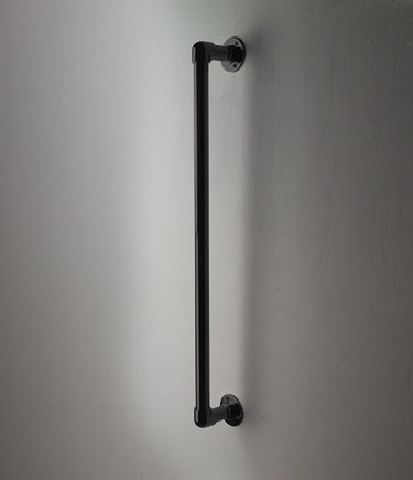 Barre d'appui droite classique en chrome noir (150JBC)