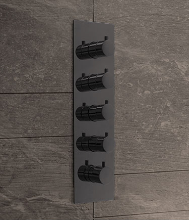 Robinet de douche à haut débit à 4 voies, chrome noir (81GBC)