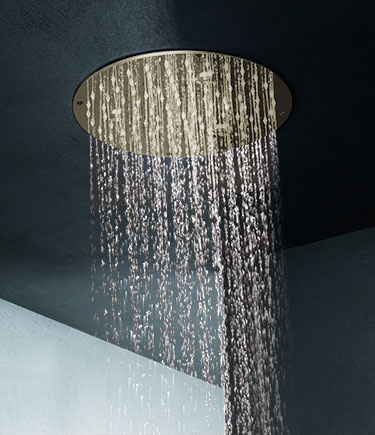 Pommeau de douche à effet pluie Studio en laiton (75UBR)