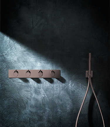 Robinets de douche en bronze