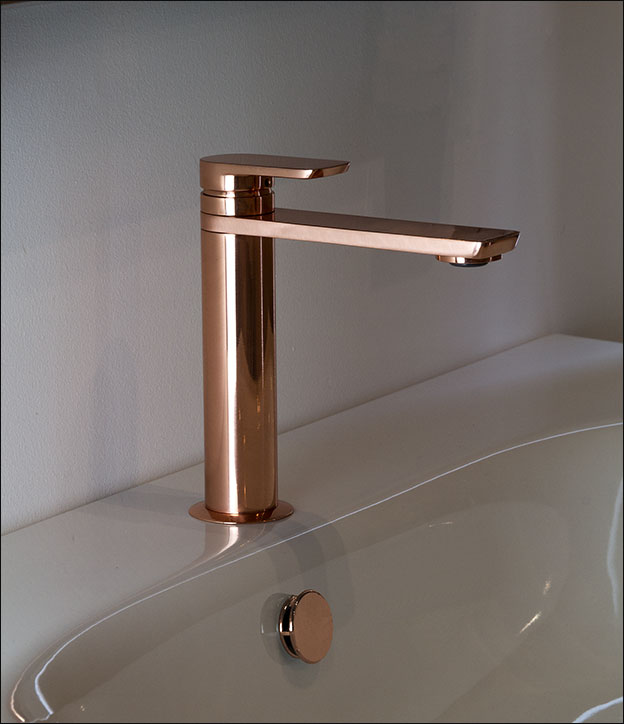 Robinet de lavabo moderne en cuivre design créatif pour salle de bains