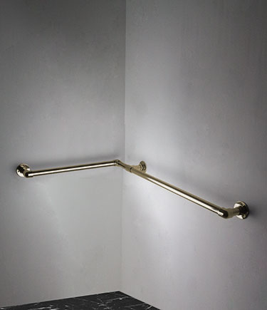 Barre d'appui d'angle classique en laiton (150NBR)