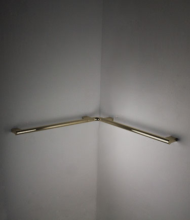 Barre d'appui d'angle moderne en laiton (151NBR)