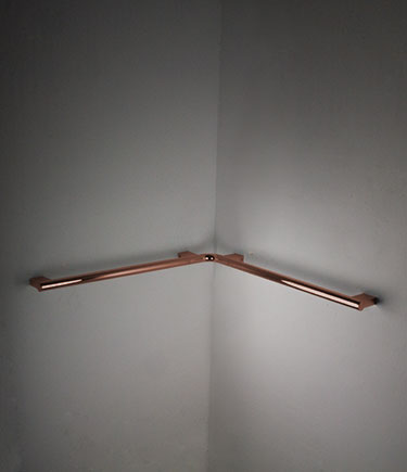 Rail d'appui d'angle moderne en cuivre (151NC)