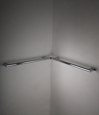 Barre appui angle chromée moderne (151N)