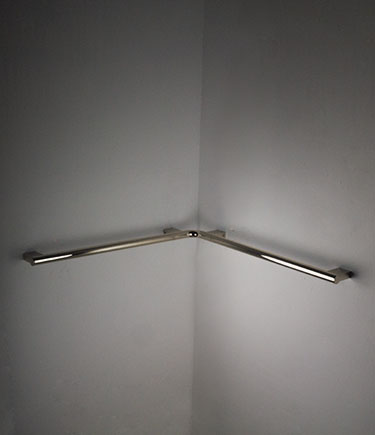 Barre d'appui angle moderne en nickel (151NN)