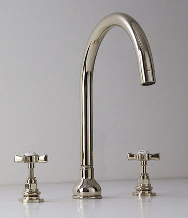 Robinetterie de Lavabo 3 Pièces Classique Nickel (49CC)