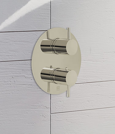 Commande de Douche Thermostatique Encastrée Classique Nickel (49NN)